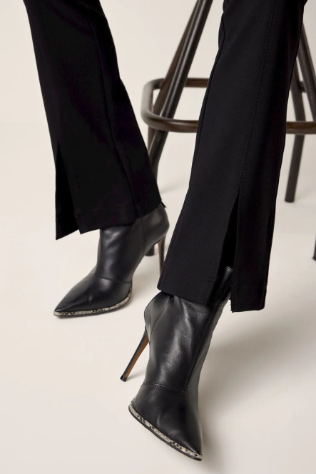 4S2348-11580 Noir
