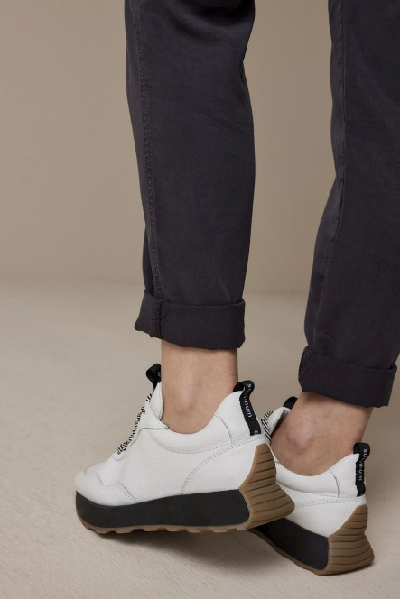 8s843-8431 White