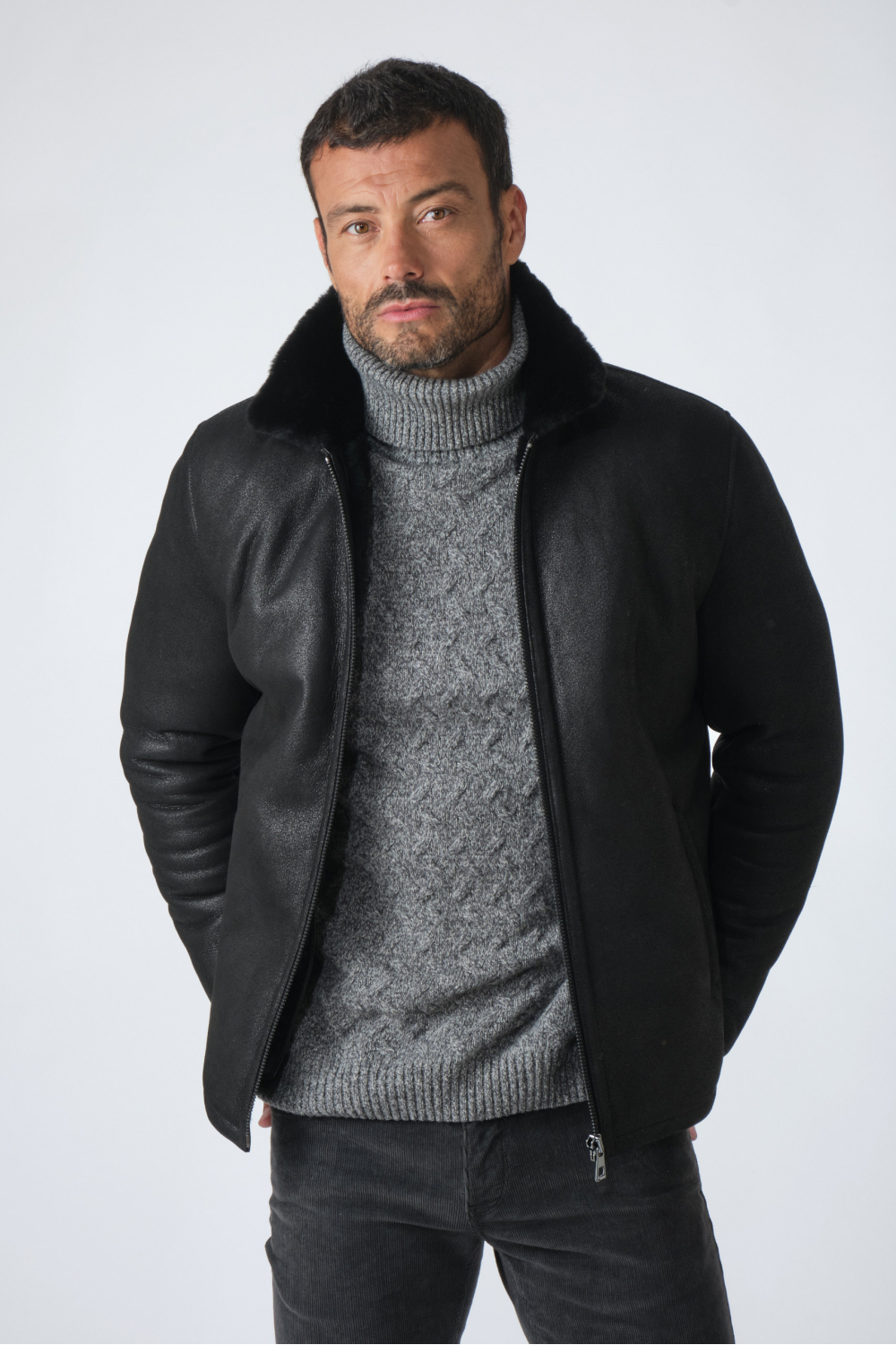 GAETAN Black