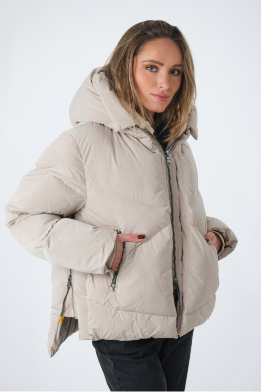 SNOW Sand 5700