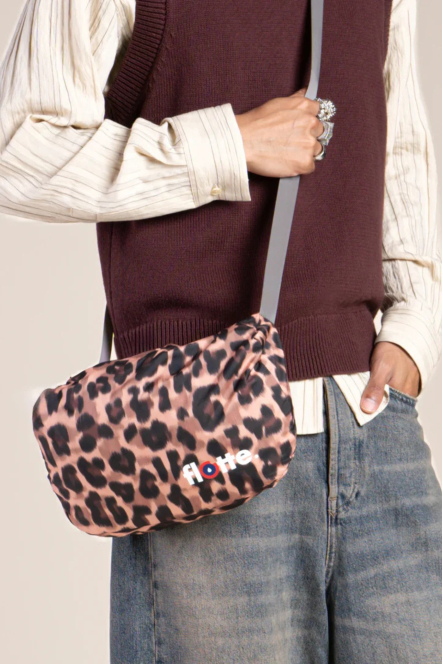 AMELOT Leopard