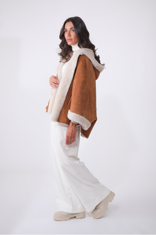 HALLOY SHEARLING Cognac