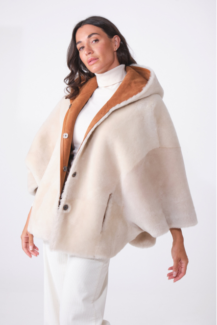 HALLOY SHEARLING Cognac