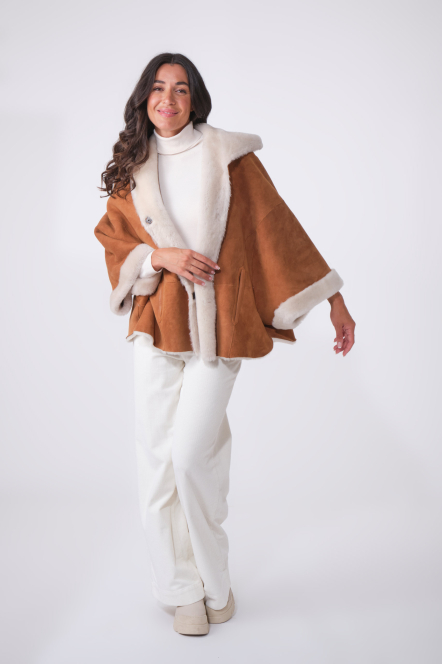 HALLOY SHEARLING Cognac