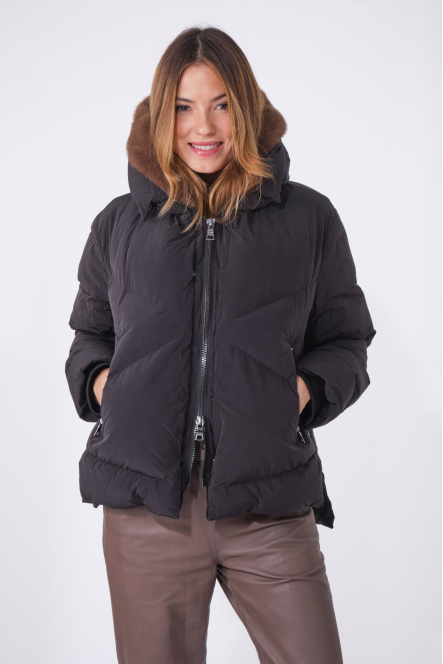 SNOW Black