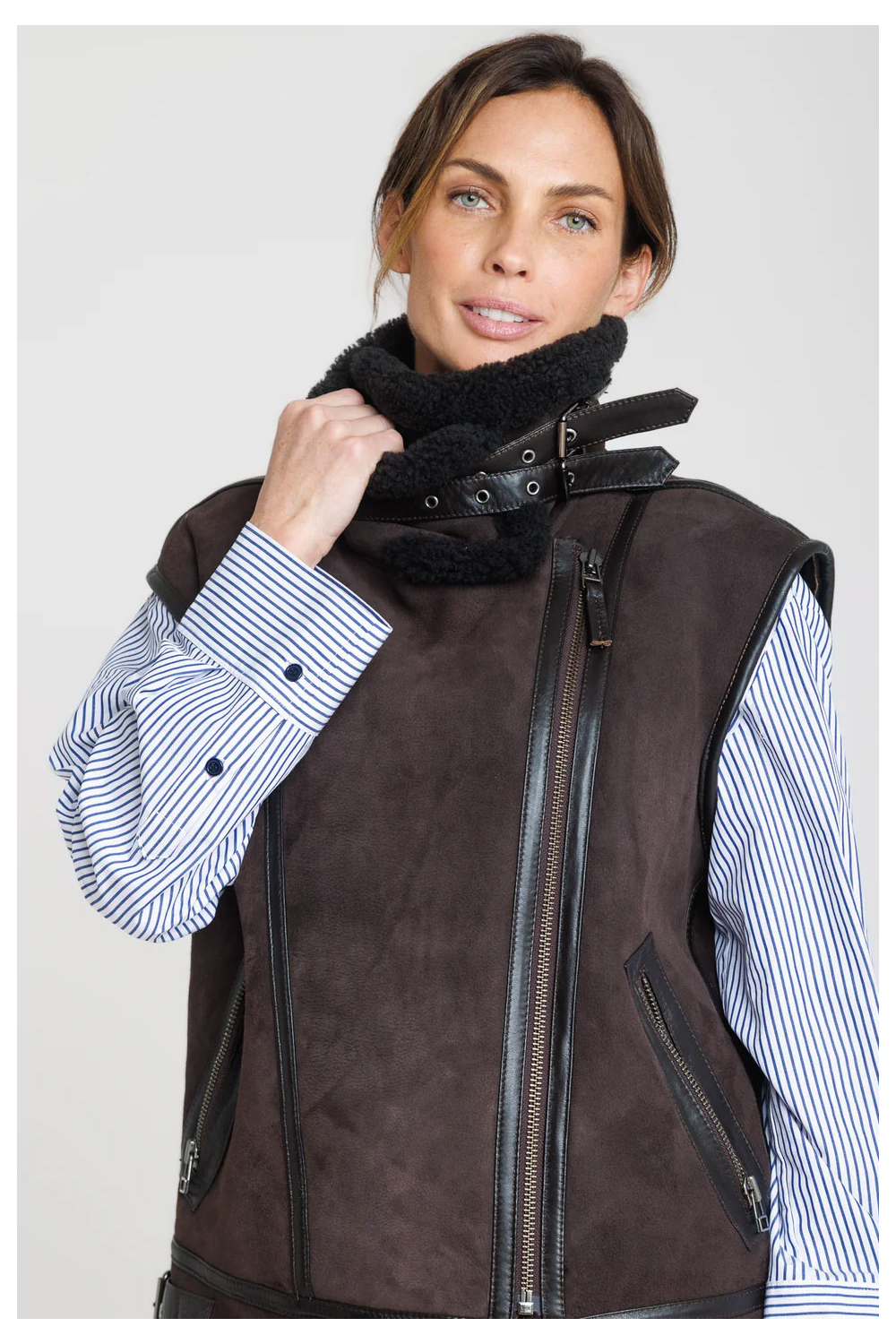 CHRISTELLE GILET Brown