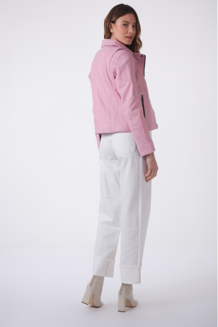 LOVELY Pink